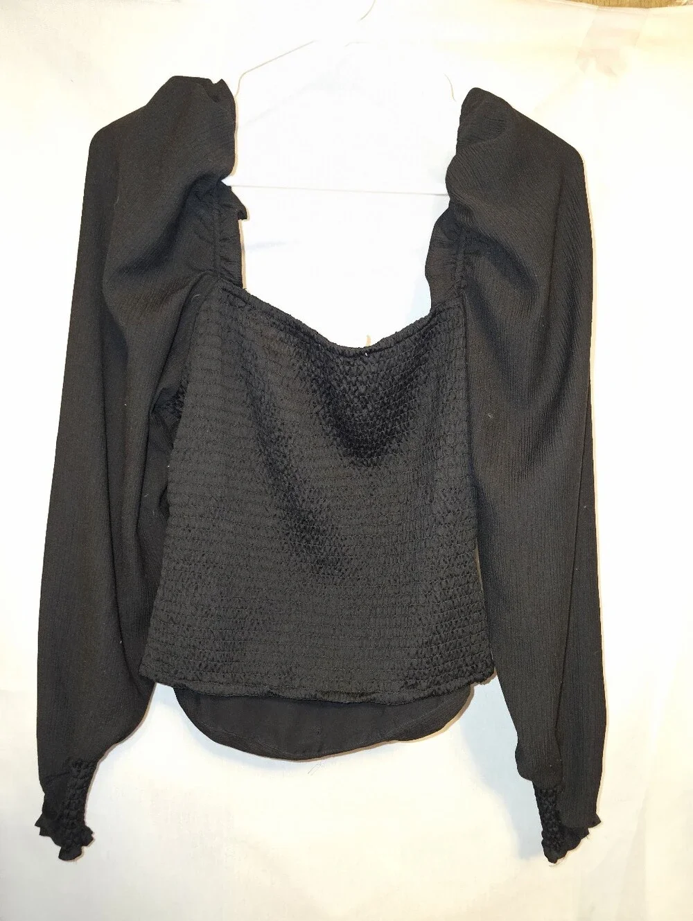 Astr The Label Black Puff Sleeve Square Neck  Smocked Ruched  Size M